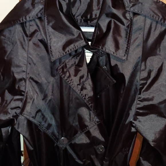 R Z R black coat - Picture 2 of 8